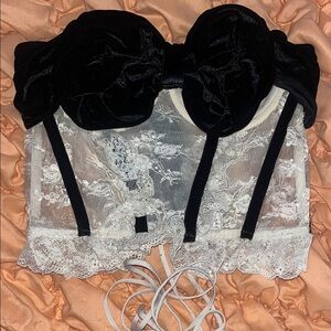 Elegant Black and White Lace Bustier